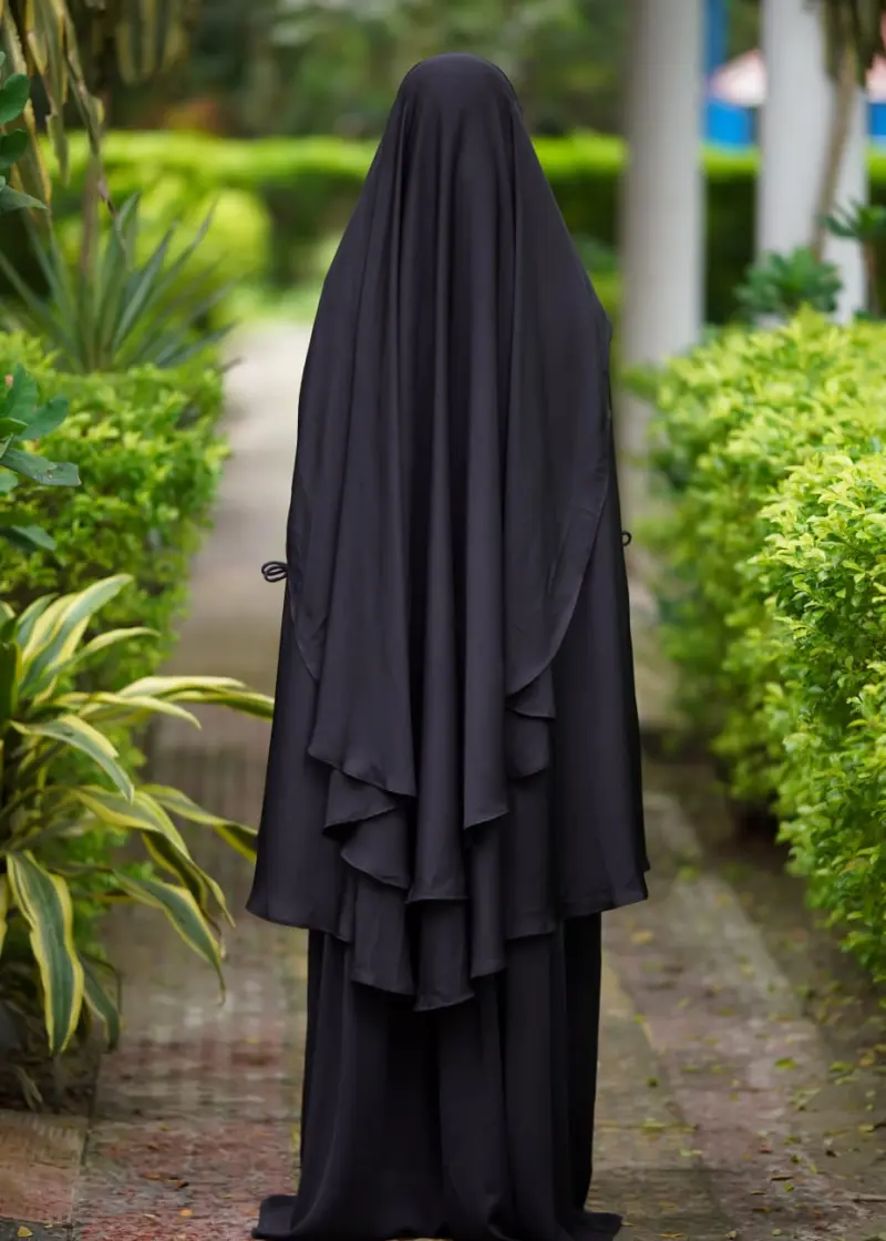 মুত্তাকিম বোরকা